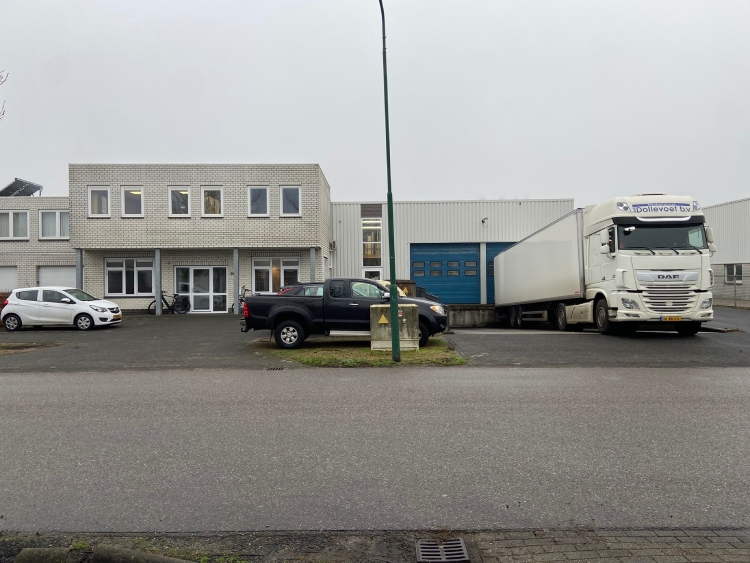 Meubelfabriek M&M Dollevoet B.V.